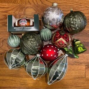 13 Christmas Tree Ornaments